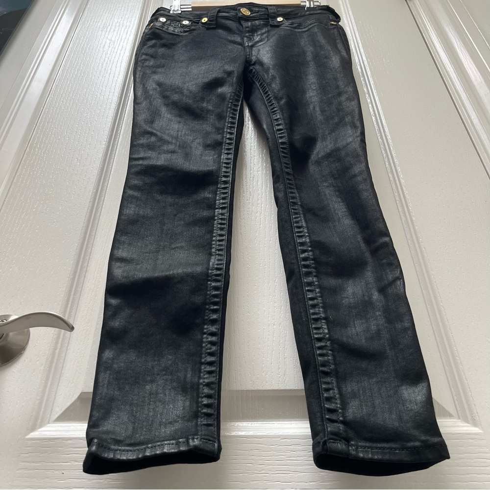 Sold - Picture 5 of 8